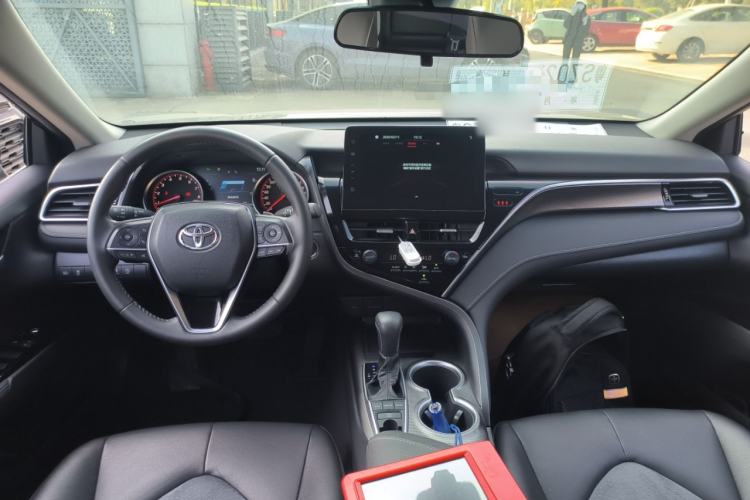 Used Toyota Camry 2021 2.0S FENGSHANG Edition
