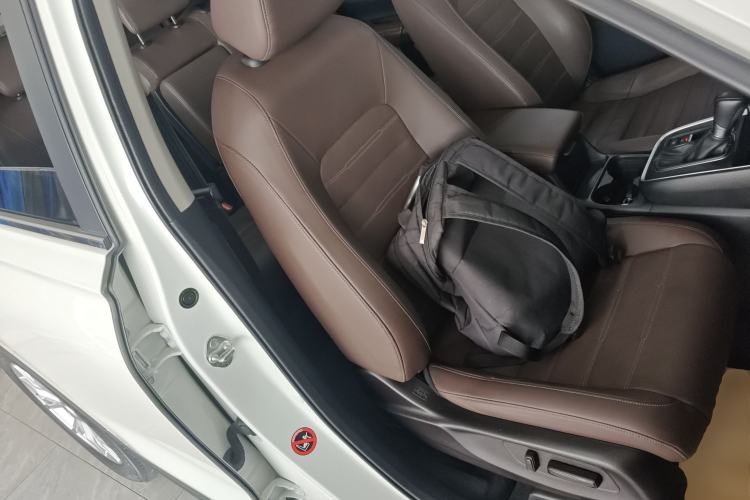 Used Honda CR-V 2023 240TURBO Two-Wheel Drive Deluxe Edition 7 Seats
