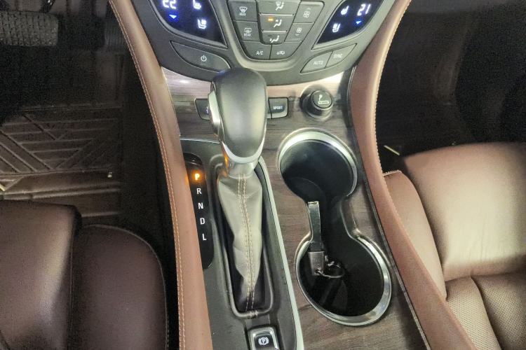 Used Buick Envision 2017 28T Four-Wheel Drive Luxury Model
