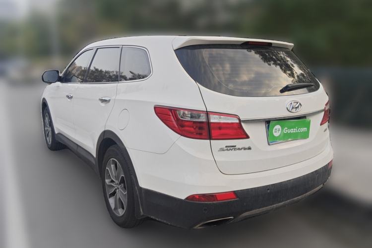 Used Hyundai Grand SantaFe 2015 2.2T 7-Seater Two-Wheel-Drive Zhi Ling Limited Edition