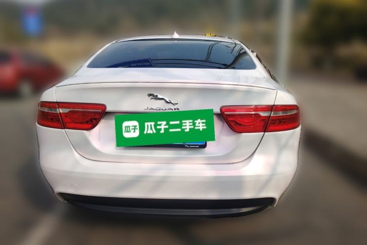 Used Jaguar XE 2015 2.0T 200 PS R-Sport