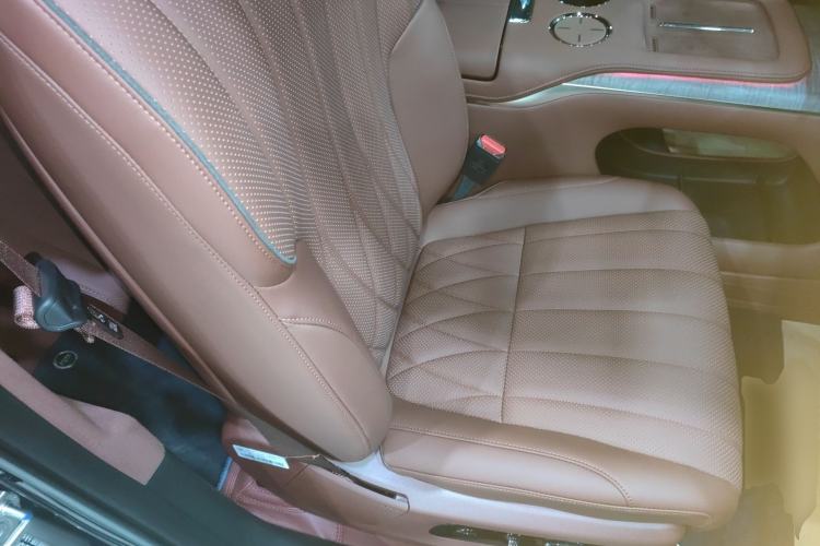 Used  HL 2025 350 Max Six-Seater LiDAR Version
