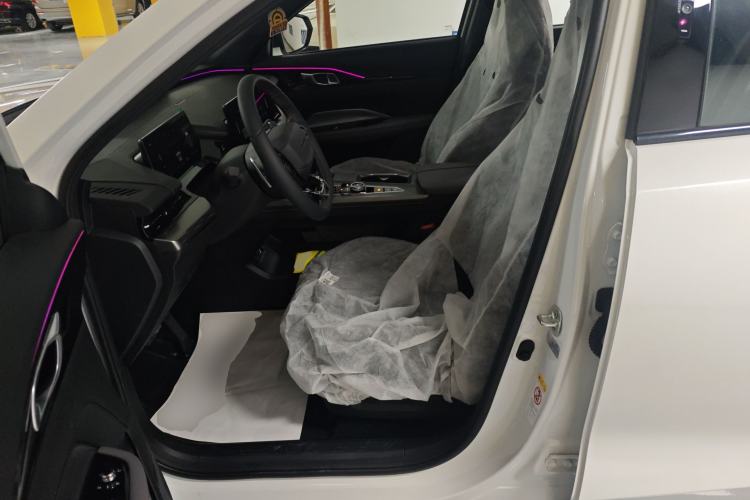 Used Oshan Z6 New Energy 2023 ZhiDian iDD 150KM Flagship PLUS Smart Parking Edition
