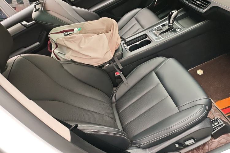 Used BYD Tang 2018 2.0T Automatic Smart Connect Prestige 7-Seater China V Standard
