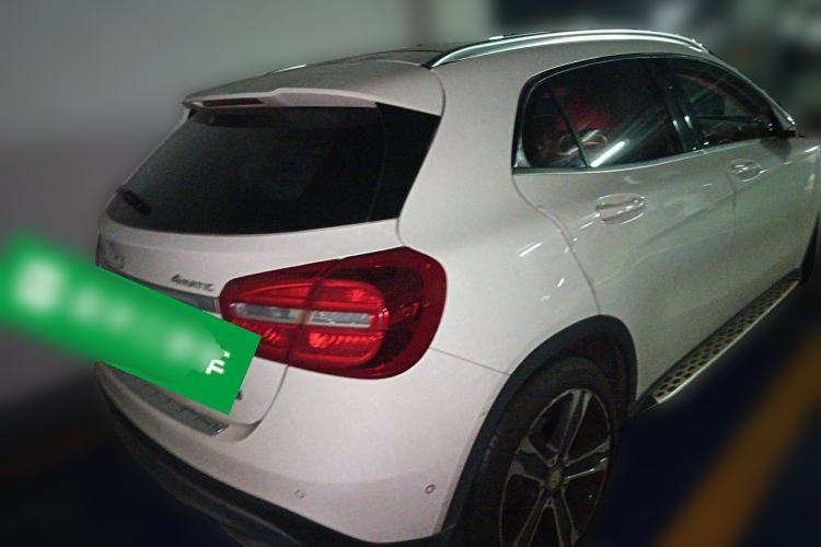 Used Mercedes-Benz GLA 2015 GLA 220 4MATIC Luxury Model
