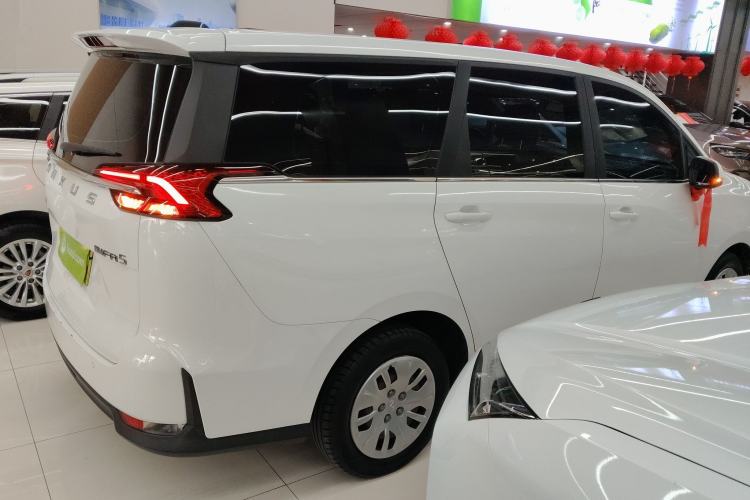 Used SAIC MAXUS Dajia 5 2022 430 km Elite Version 7-Seater
