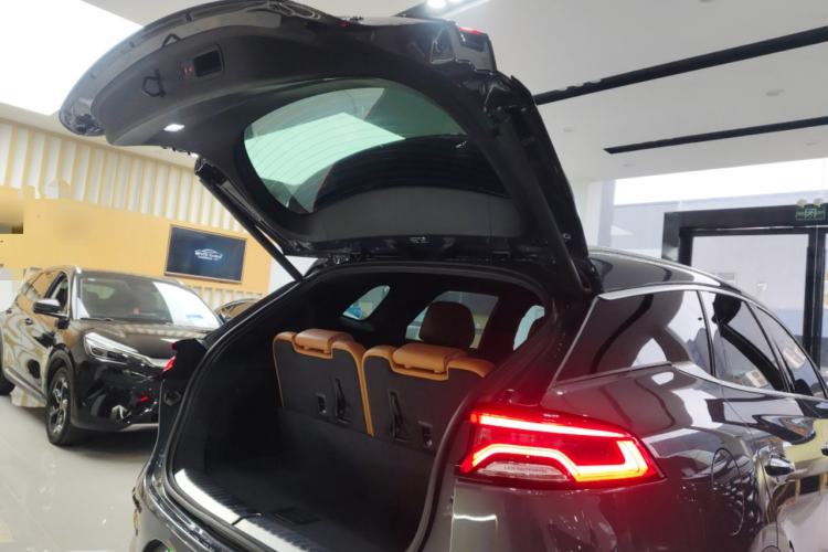 Used BYD Tang New Energy 2022 EV 635 km All-Wheel-Drive Flagship Model