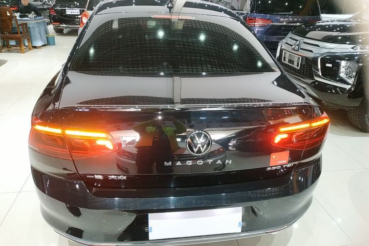 Used Volkswagen Magotan 2020 330TSI DSG Leading Model
