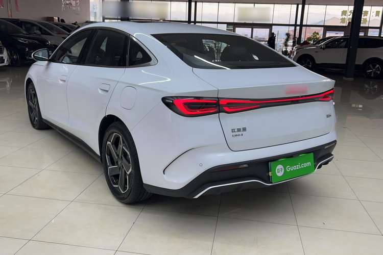 Used BYD Seal 06 New Energy 2024 DM-i 120KM Flagship Model
