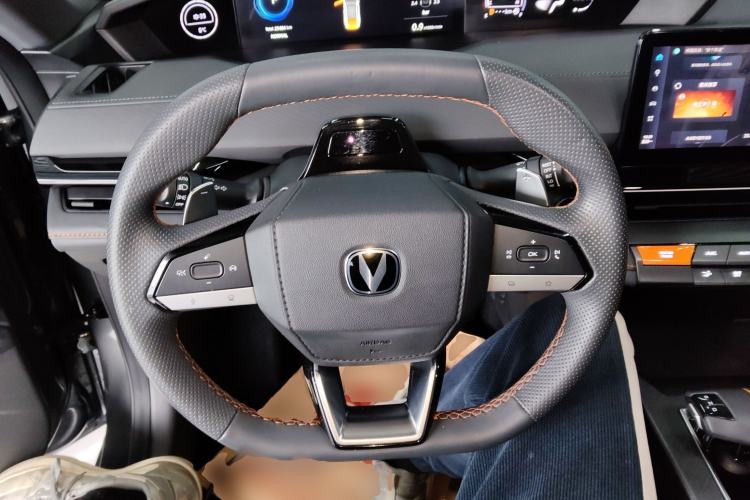 Used Changan UNI-V 2022 1.5T Prestige Version
