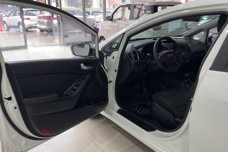 Used Kia K3 2015 1.6L Automatic GL