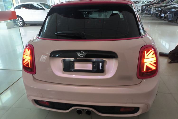 Used MINI MINI 2019 2.0T COOPER S Classic Edition Five-Door Model
