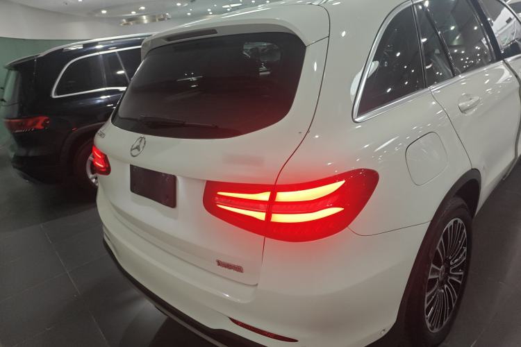 Used Mercedes-Benz GLC 2018 GLC 260 4MATIC Dynamic Edition
