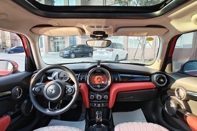 Used  MINI 2019 1.5T ONE PLUS Five-Door Edition
