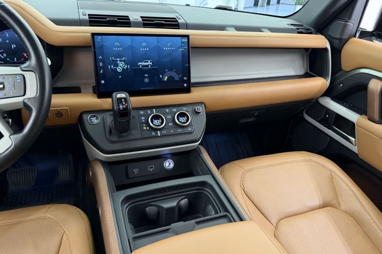 Used Land Rover Defender 2023 Revised Version 90 3.0T P400 Dark Edition