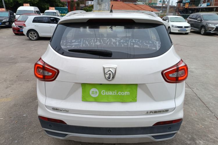 Used Baojun 510 2017 1.5L Manual Fashion Model
