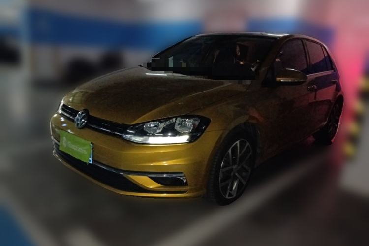 Used Volkswagen Golf 2018 230TSI Automatic Luxury Version
