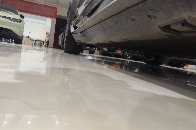 Used  11 2024 580 Three-Laser Four-Wheel Drive Luxury Edition
