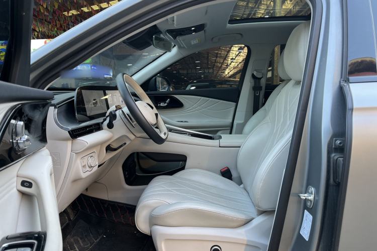 Used  Stellar 2023 400T Four-Wheel Drive Luxury Edition
