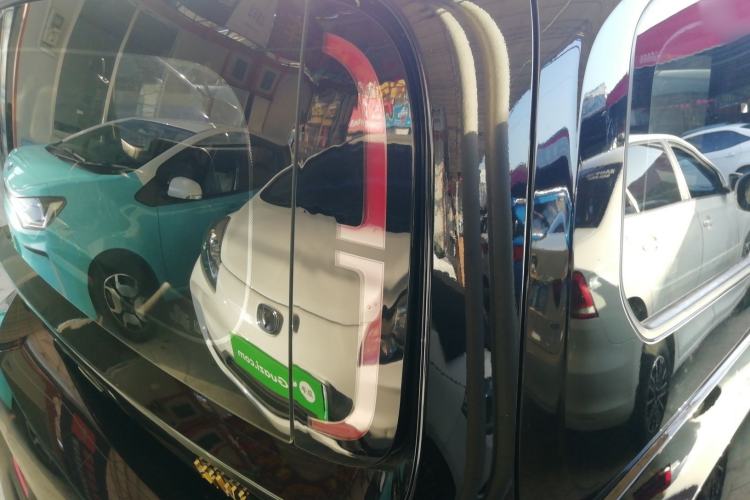 Used Baojun KiWi EV 2022 Designer Lite Edition Lithium Iron Phosphate
