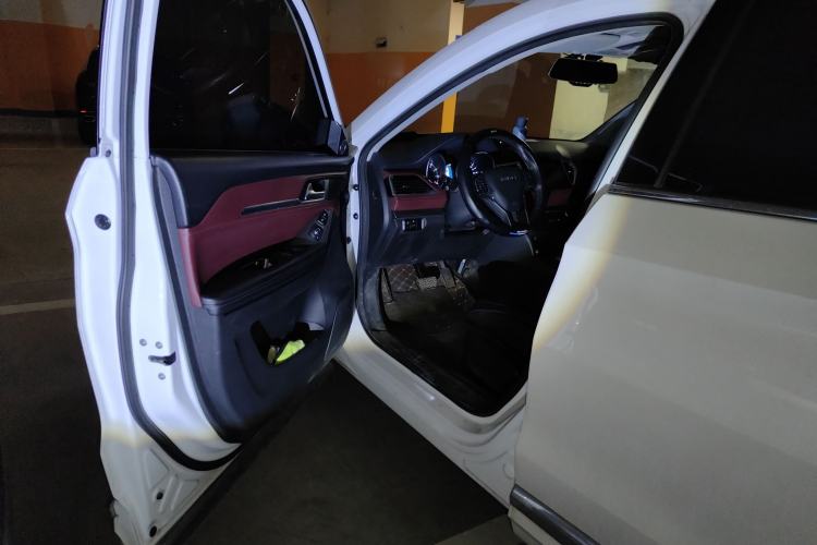 Used Haval H6 Coupe 2019 1.5T Automatic Two-Wheel Drive Luxury Smart Connectivity Version China VI Standard