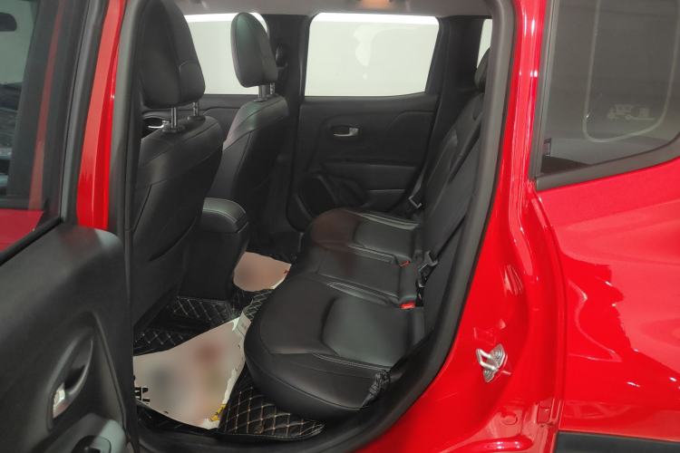 Used  Renegade 2021 220T Automatic Elite Edition