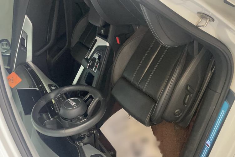 Used Audi A4L 2022 40 TFSI Fashion Dynamic Model
