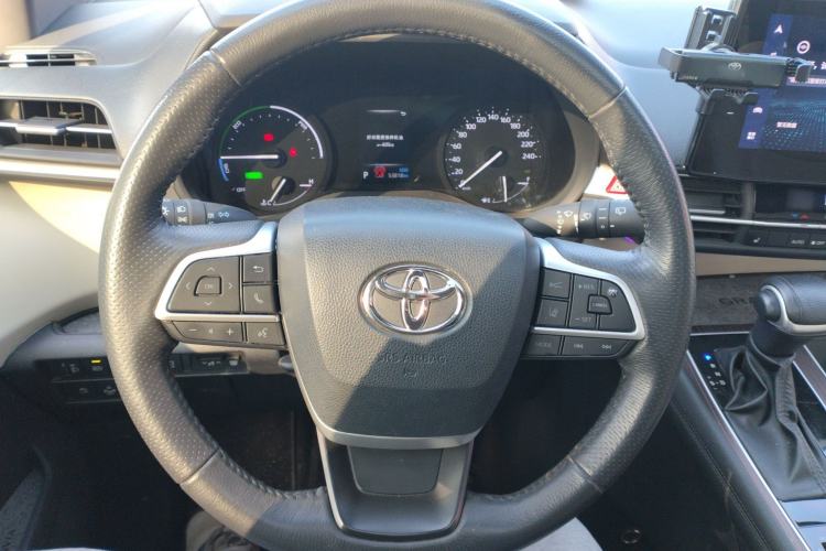 Used Toyota Granvia 2023 2.5L Hybrid Prestige PLUS Edition