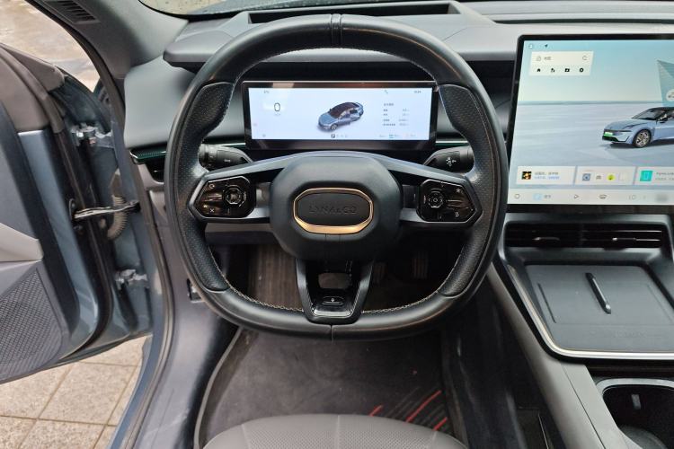 Used Lynk & Co 07 2024 EM-P 126 Long-Range Ultra
