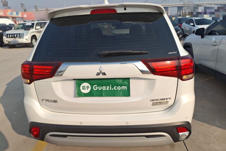 Used Mitsubishi Outlander 2020 2.4L 4x4 Zhi Xiang Edition 5 Seats