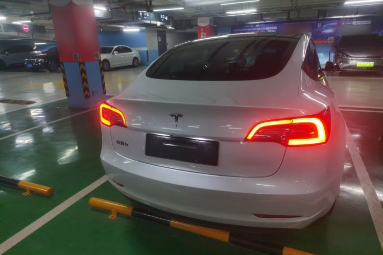 Used Tesla Model 3 2022 Rear-Wheel-Drive Version