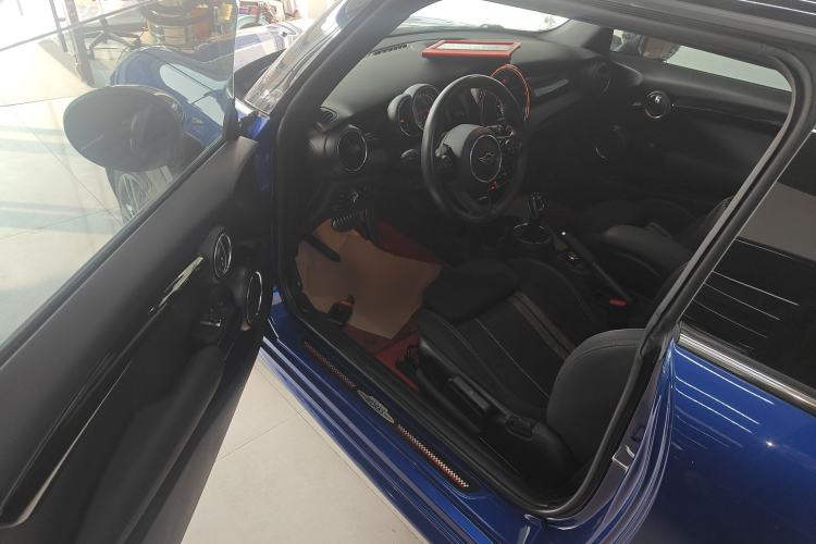 Used  MINI 2018 1.5T COOPER Racing Driver