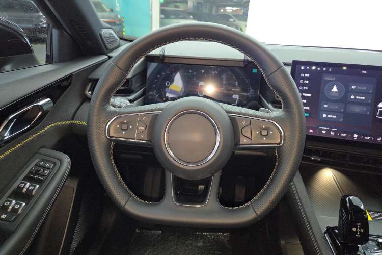 Used Lynk & Co 03 2023 1.5TD DCT JingPro
