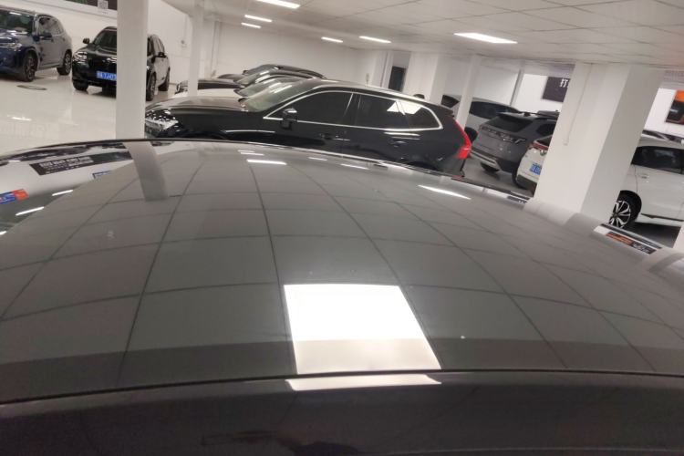 Used Tesla Model Y L 2025 Model Long-Range All-Wheel-Drive Version
