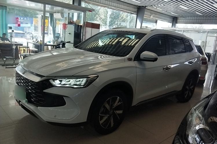 Used BYD Song Pro New Energy 2024 HONOR Edition DM-i 71KM Navigation Model
