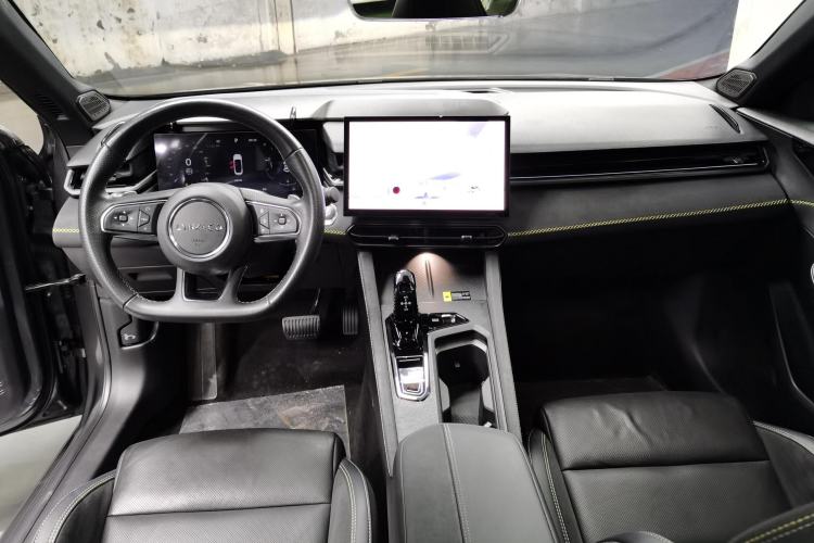 Used Lynk & Co 03 2023 1.5TD DCT JingPro
