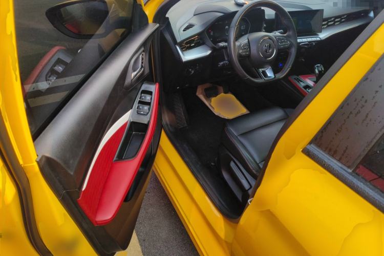 Used MG 5 2021 300TGI DCT Elegant Luxury Edition
