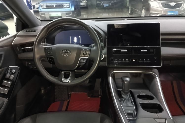 Used Toyota Avalon 2024 Dual-Motor 2.0L Luxury Edition