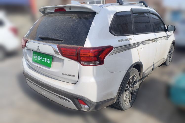 Used Mitsubishi Outlander 2020 2.0L Two-Wheel Drive Enjoyment Version 5 Seats