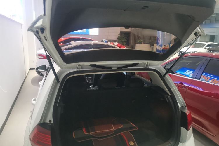 Used Volkswagen Golf 2019 1.6L Automatic Comfort Model China V Standard
