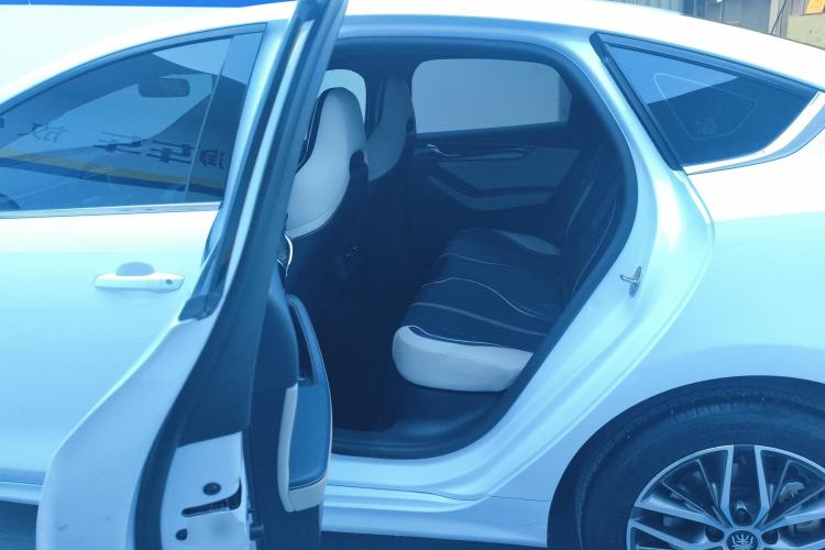 Used BYD Qin PLUS 2021 DM-i 120KM Prestige Model
