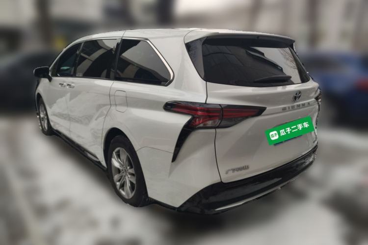 Used Toyota Sienna 2024 2.5L Hybrid Four-Wheel Drive Prestige Edition
