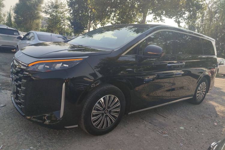 Used BYD Xia 2025 DM-i 1.5T 180km Beyond Edition
