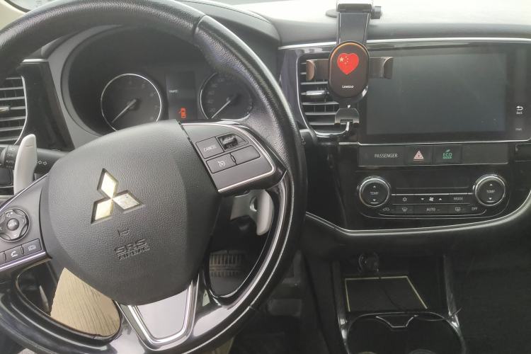 Used Mitsubishi Outlander 2016 2.4L 4x4 Elite Edition 5 Seats
