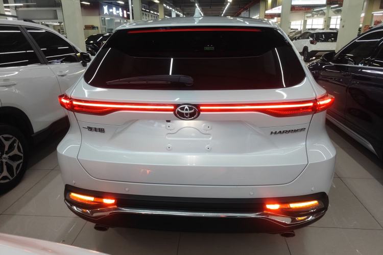 Used Toyota Harrier 2023 2.0L CVT Two-Wheel Drive Deluxe Edition