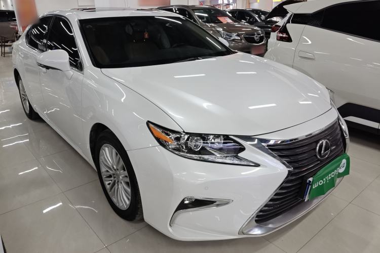 Used Lexus ES 2015 200 Elite Edition
