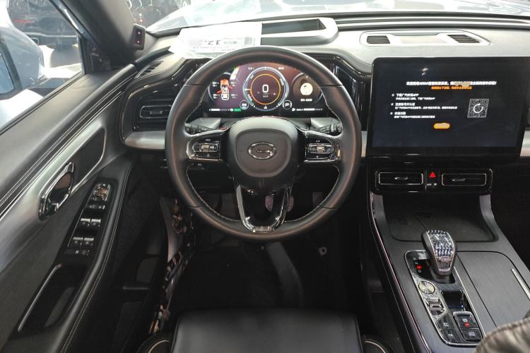 Used GAC Trumpchi GS8 2022 Dual-Engine Series 2.0TM Two-Wheel Drive Prestige Edition (7 Seats)