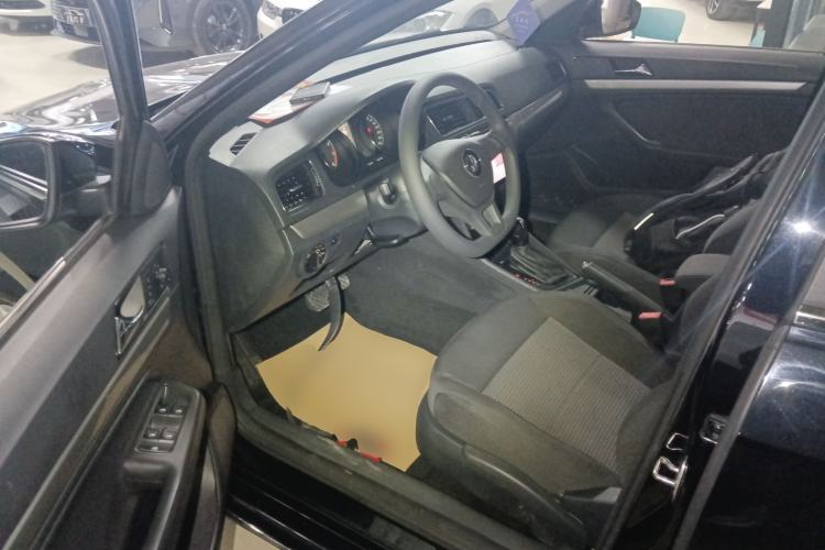 Used Volkswagen Lavida 2017 1.6L Automatic Fashion Edition
