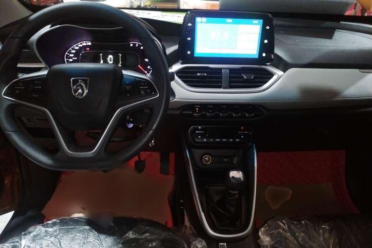 Used Baojun 510 2017 1.5L Manual Fashion Edition
