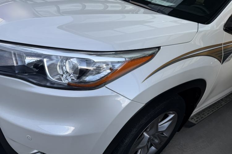 Used Toyota Highlander 2017 2.0T Four-Wheel Drive Luxury Edition 7 Seats